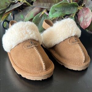 BearPaw Tan and Cream Moccasin Booties Soft Suede